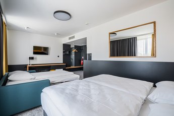 EA Congress hotel Aldis - junior suite с дополнительной кроватью
