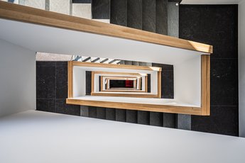 EA Congress hotel Aldis - лестница